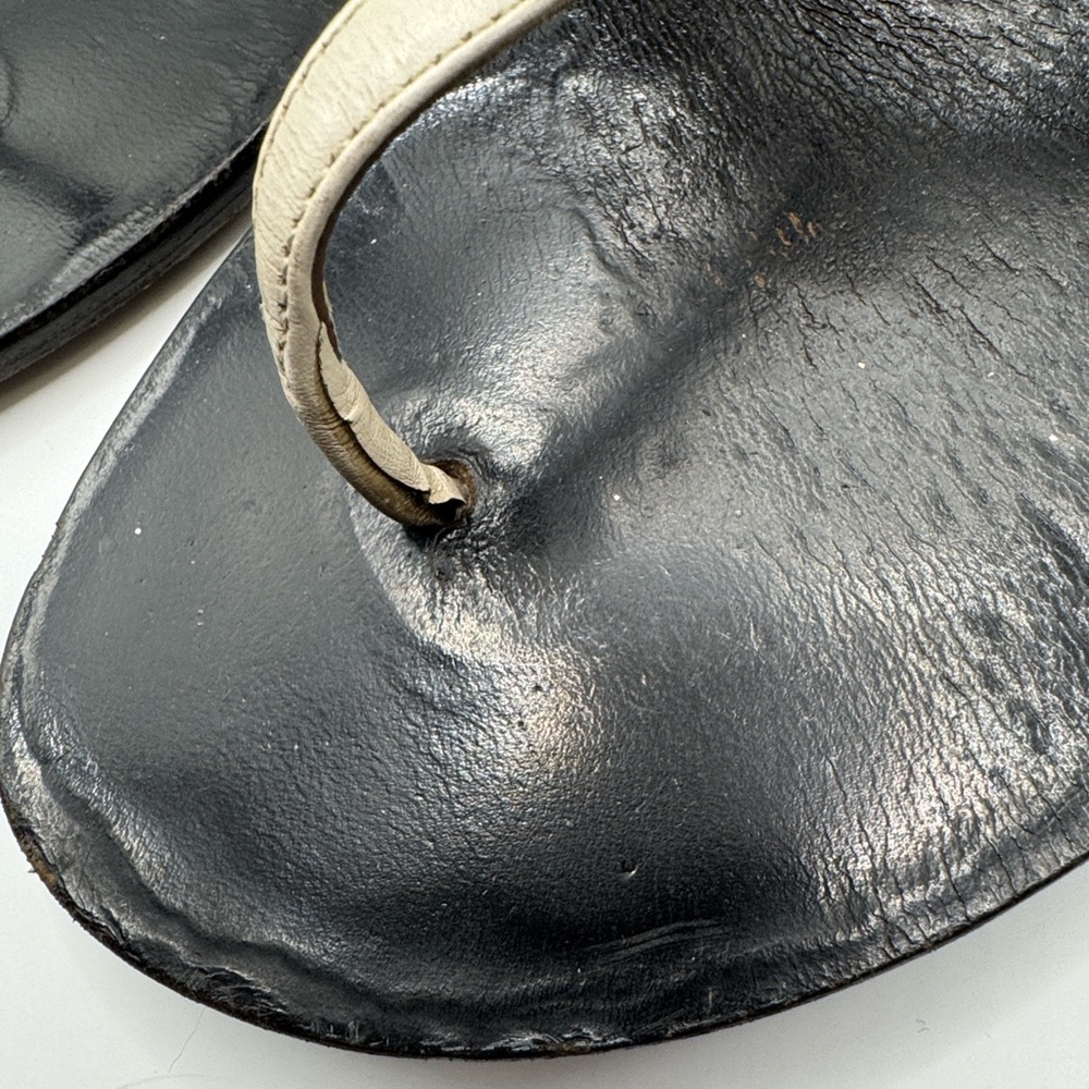 Gucci Women's marmont thong sandals - Picture 6 of 10